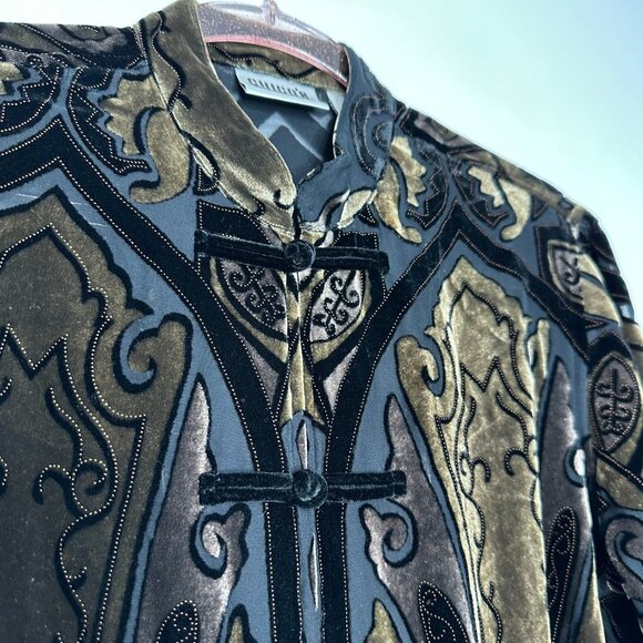 Chicos Design Velvet Burnout Topper Asian Inspired - Picture 4 of 14